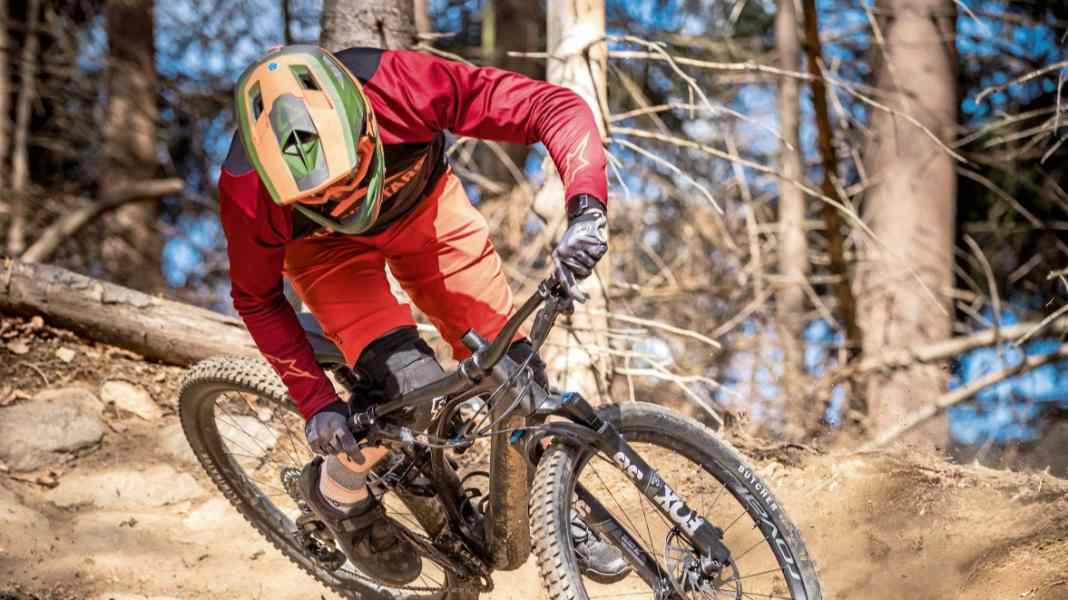 Dauerthema Reifendruck: Wie viel Luft muss in die Reifen?