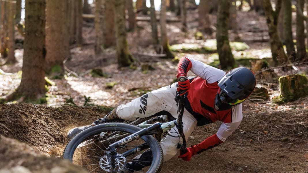 Specialized freeride bike hotsell