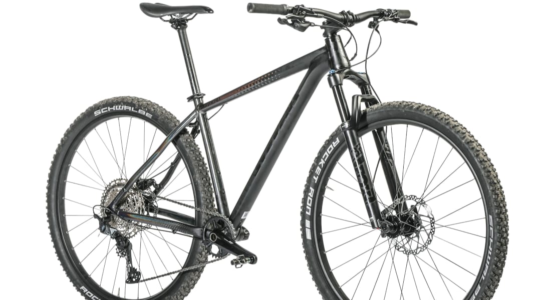 Einsteiger-Hardtails 2023: Stevens Sentiero - das Leichtgewicht im Test