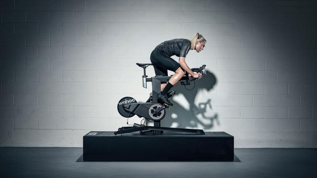Test wahoo kickr bike hotsell