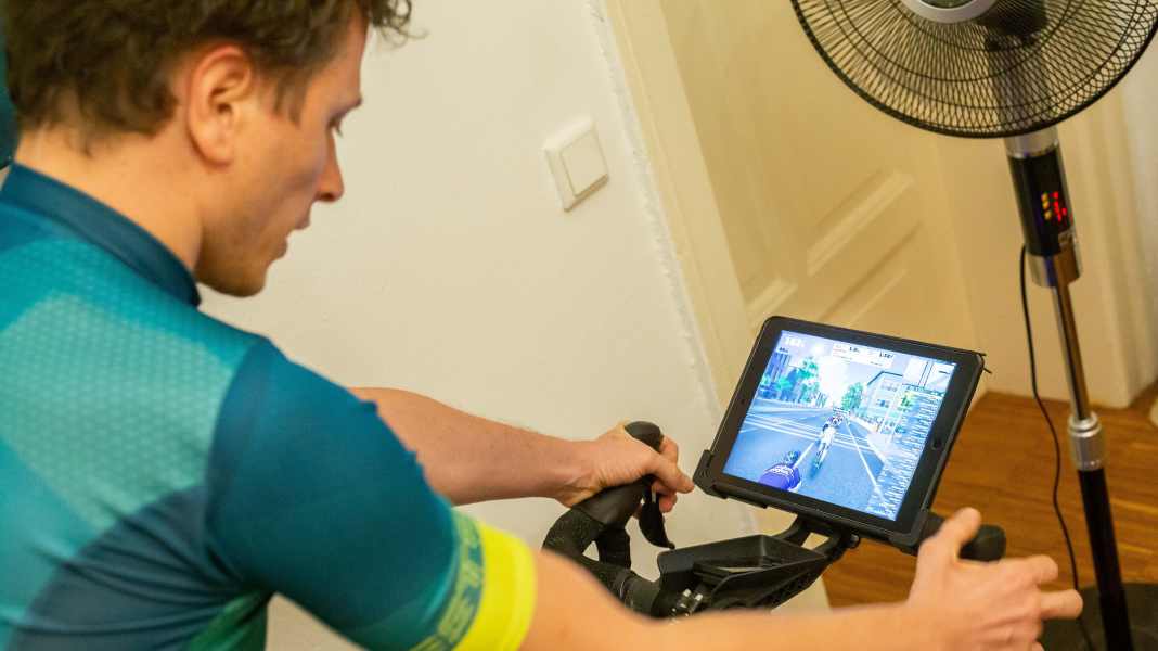 Zwift & Co. Grundausstattung: Das brauchst du wirklich zum Einstieg ins Smarttraining