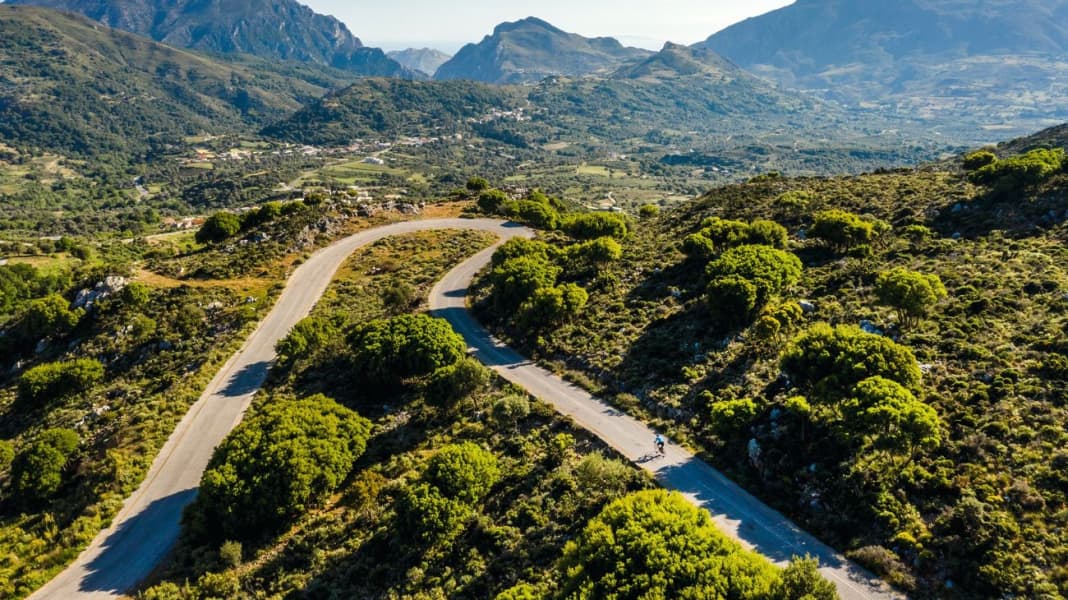 Reise Griechenland: Vier schöne Rennradtouren auf Kreta: Einsame Touren durch das „Gebirge im Meer“