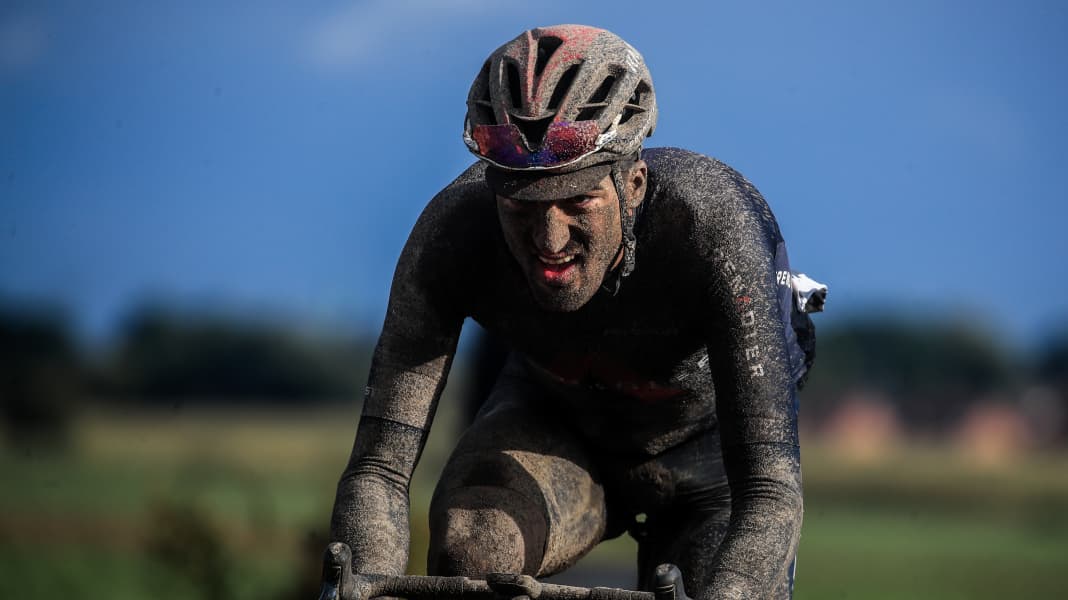 Radsport-Transfers: Soudal - Quick Step verpflichtet Gianni Moscon