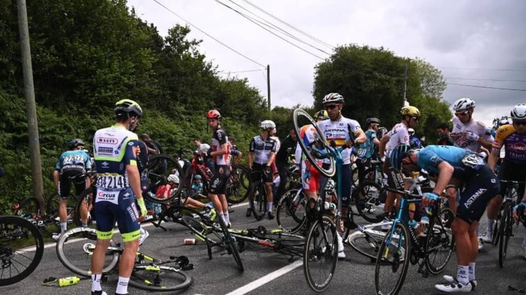 Bewährung nach Sturz-Drama für Frau mit Schild gefordert