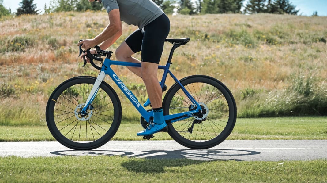 So testet TOUR: Rennräder mit E-Antrieb