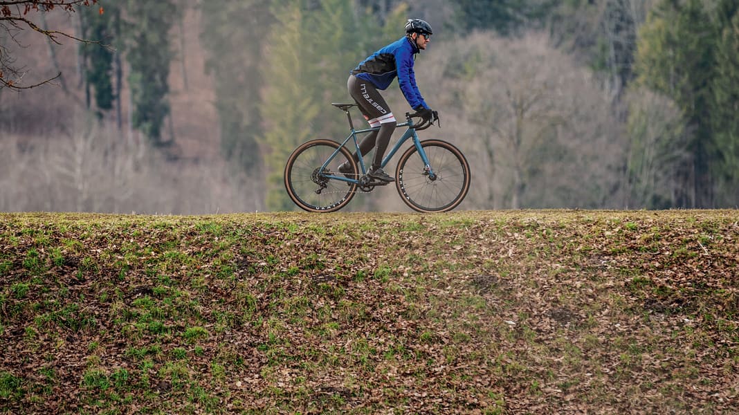 Gunstige 1000 Euro Gravelbikes von Decathlon Co. im Test TOUR
