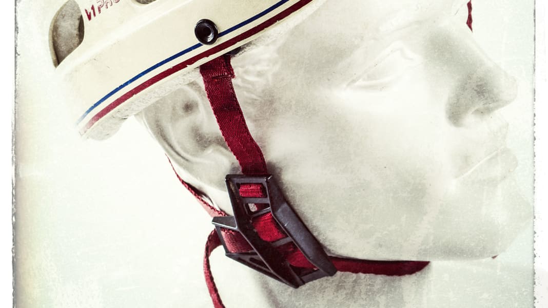 Crashtest: Wie sicher sind alte Rennrad-Helme noch?