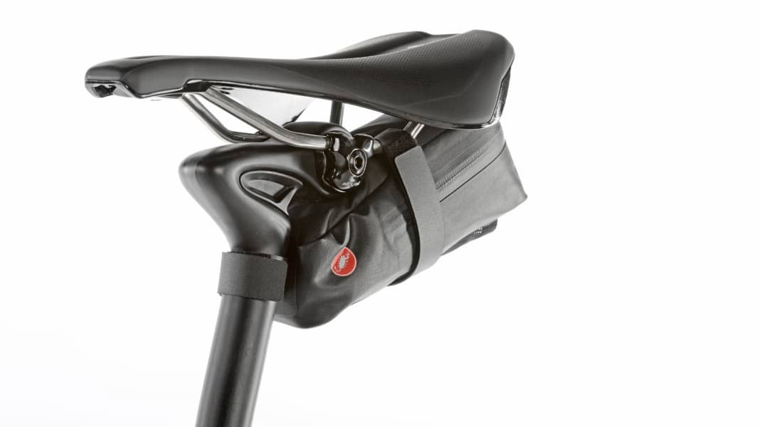 Castelli undersaddle xl saddle cheap bag