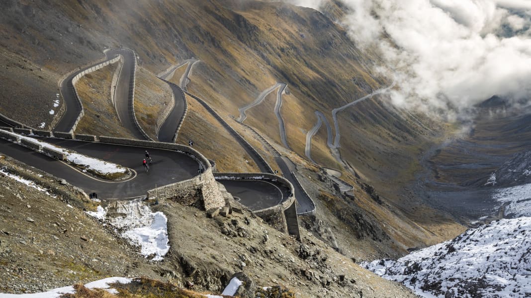 TOUR Transalp 2022 - Etappe 2: Schleifen in großer Natur