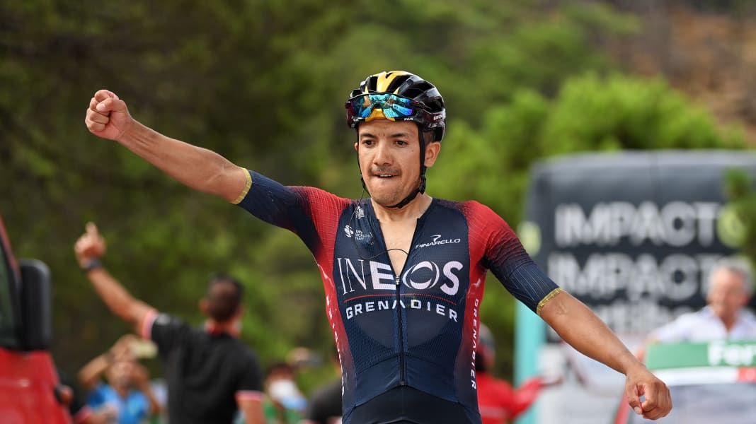 Vuelta: Carapaz siegt auf 12. Etappe, Brenner glänzt, Evenepoel verteidigt Rot trotz Sturz