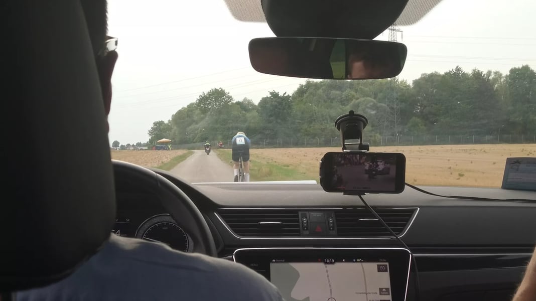 TOUR war dabei: Zeitfahren im Teamwagen bei den European Championships