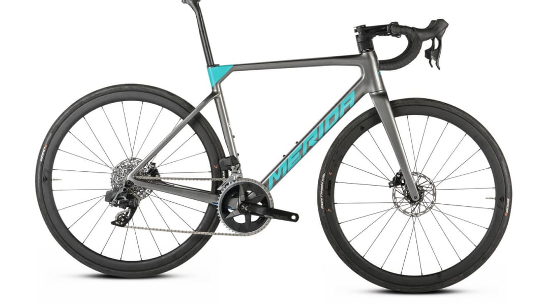 Bezahlbare Wettkampfrenner: Merida Scultura 7000