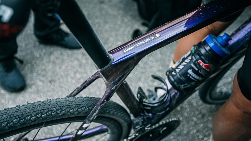 Canyon Ultimate CFR Das Rad von Gravel Weltmeister Vermeersch TOUR