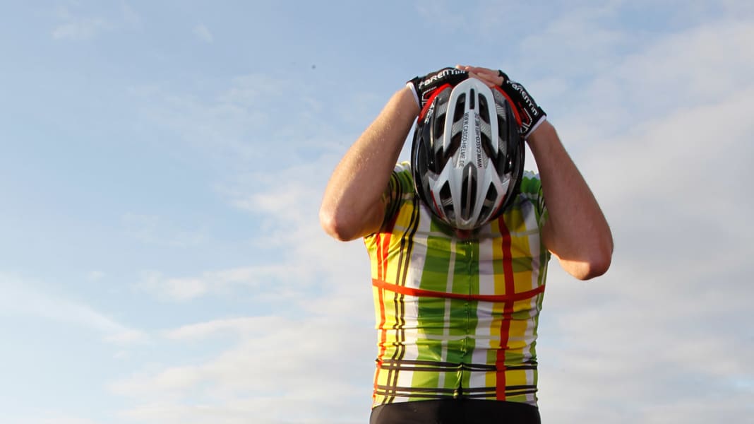 Halswirbel: OP nach Rennradunfall - Ist Rennradfahren mit versteiften Halswirbeln möglich?
