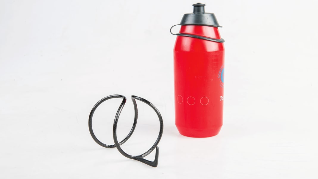 Test 2015: Flaschenhalter von Carbonworks - Flaschenhalter aus Carbon fürs Rennrad