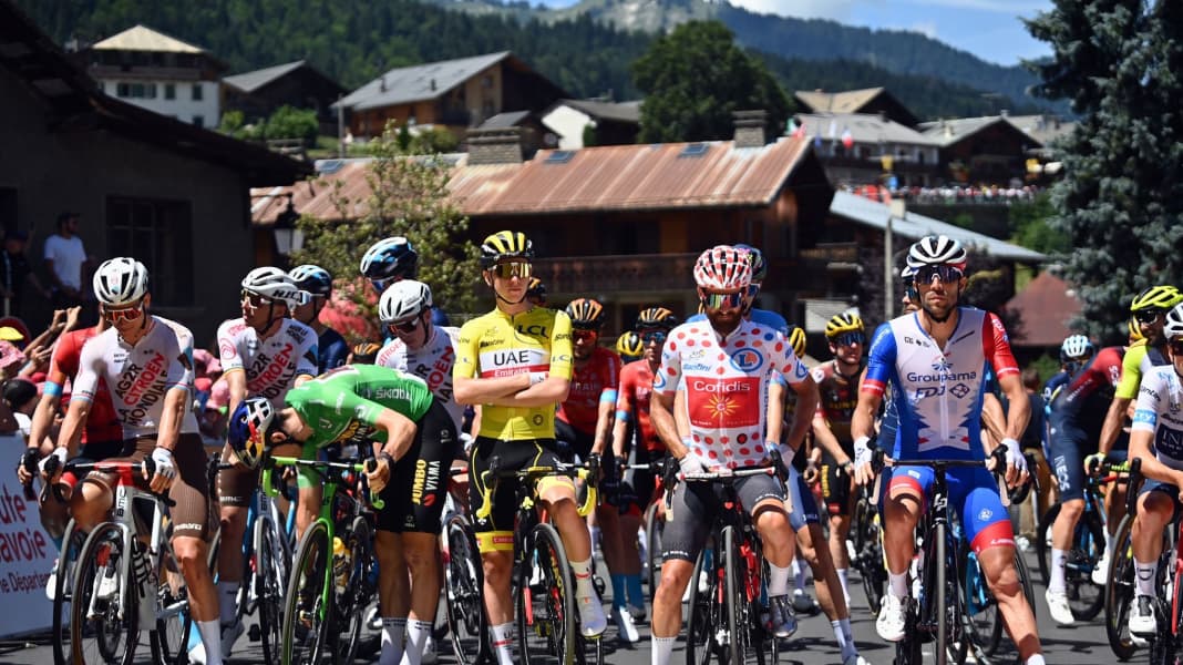 Tour de France - Team-Bus festgefahren: Chaos am Start der zehnten Etappe
