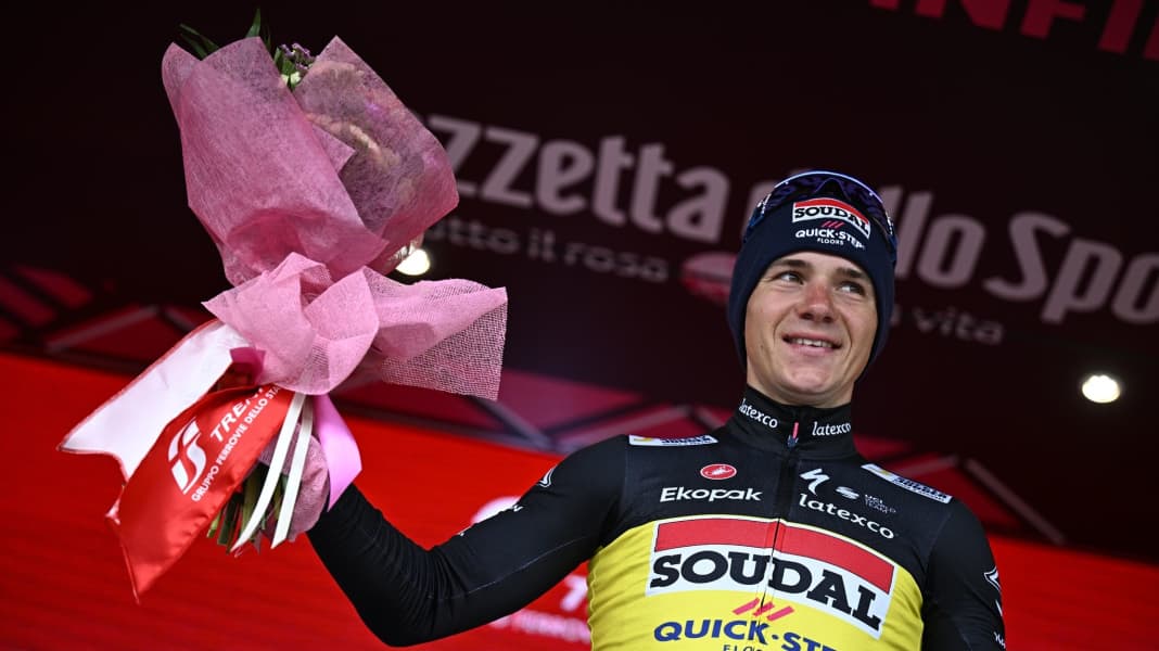 Sekunden-Krimi im Zeitfahren: Evenepoel holt Rosa Trikot beim Giro zurück