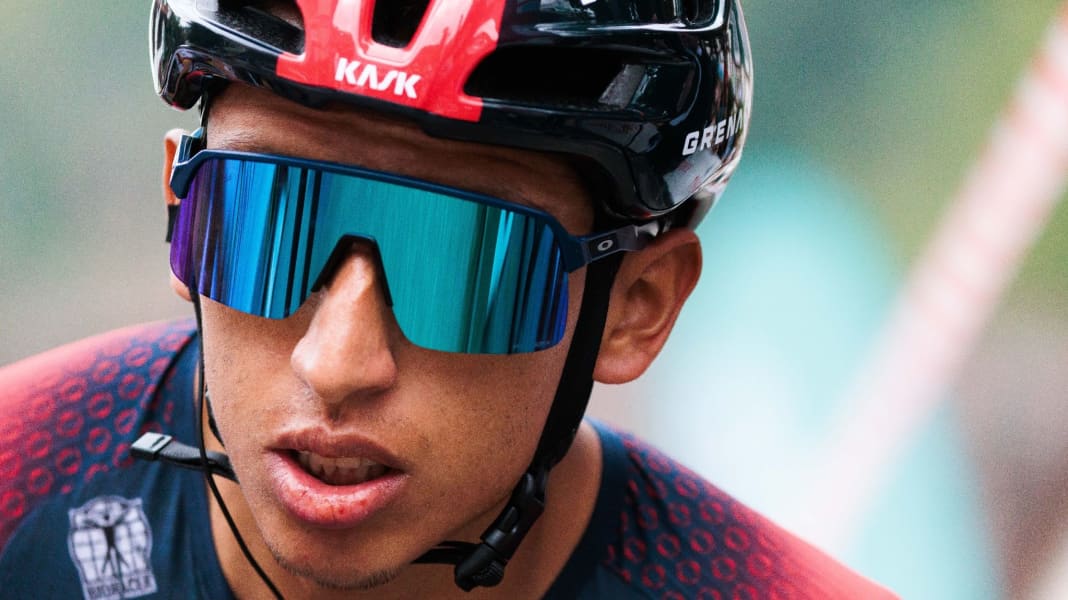 Nach schwerem Sturz: Bernal fährt wieder die Tour de France
