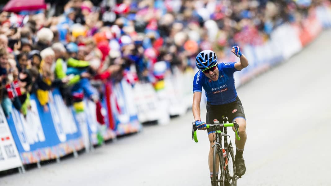 Grand Prix Stuttgart: Italienerin Pirrone gewinnt Premieren-Radrennen in Stuttgart