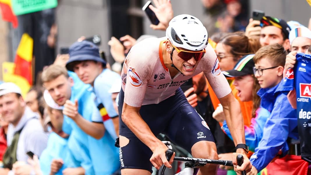 Historisches Double: Van der Poel rast trotz Sturz im Regen auf den WM-Thron