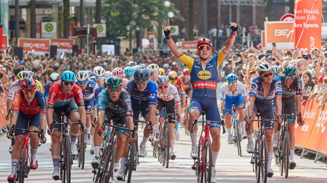 Cyclassics: Ex-Weltmeister Pedersen triumphiert in Hamburg