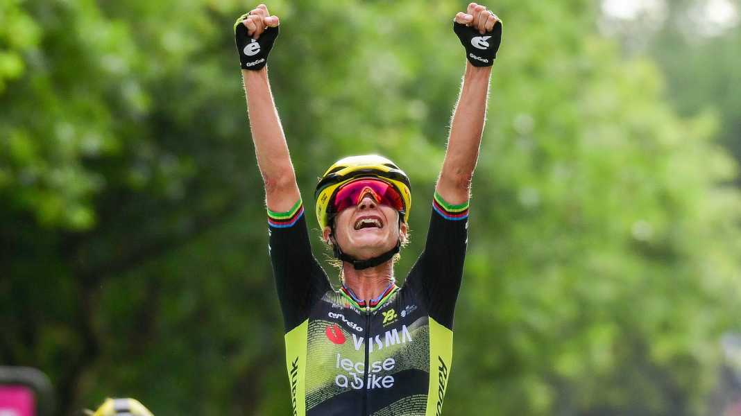 Niederländerin Vos gewinnt Auftakt der Tour de France