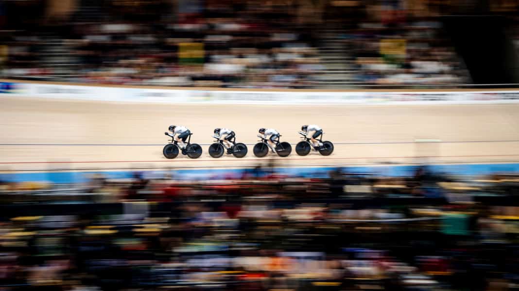 Bahnrad-WM in Chile - Bahnrad-Vierer der Frauen hat WM-Medaille sicher