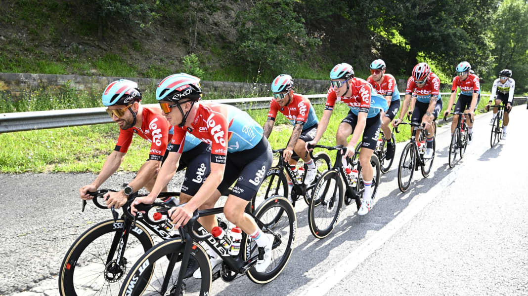 Neue Datenbank «SafeR» soll Radsport ab 2025 sicherer machen  TOUR