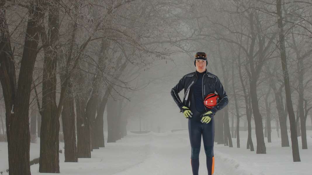 Radoutfit für den Winter: Mit dieser Kleidung überlebst du Eiseskälte auf dem Rad