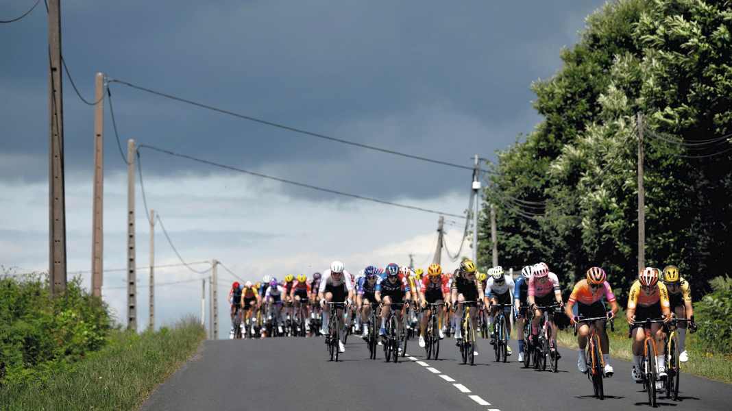Tour de France Femmes 2024 - 2. Etappe: Mit Highspeed im Wind