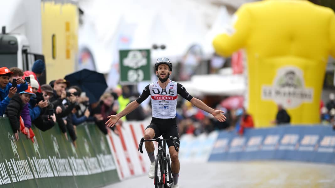 Tour de Romandie: Yates gewinnt Königsetappe, Ayuso bricht ein: “Keiner wollte mir glauben”