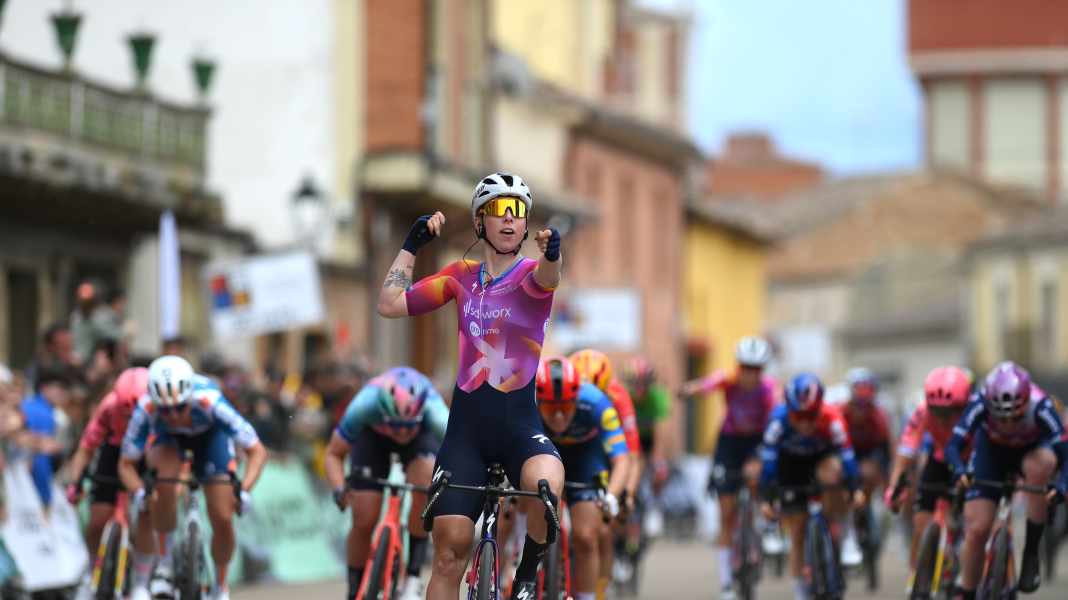 Vuelta a Burgos Feminas 2024: Wiebes deklassiert Konkurrenz im Sprint