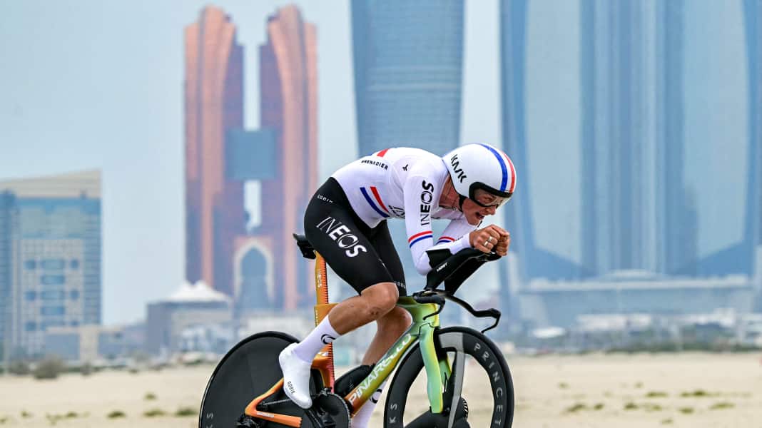 UAE Tour: Tarling rast zum Zeitfahrsieg - Pogačar in Lauerstellung