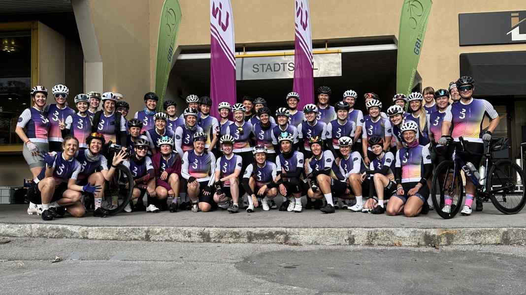 GBI Ladies Transalp 2025: 40 Frauen & 40 Rennräder überqueren über die Alpen