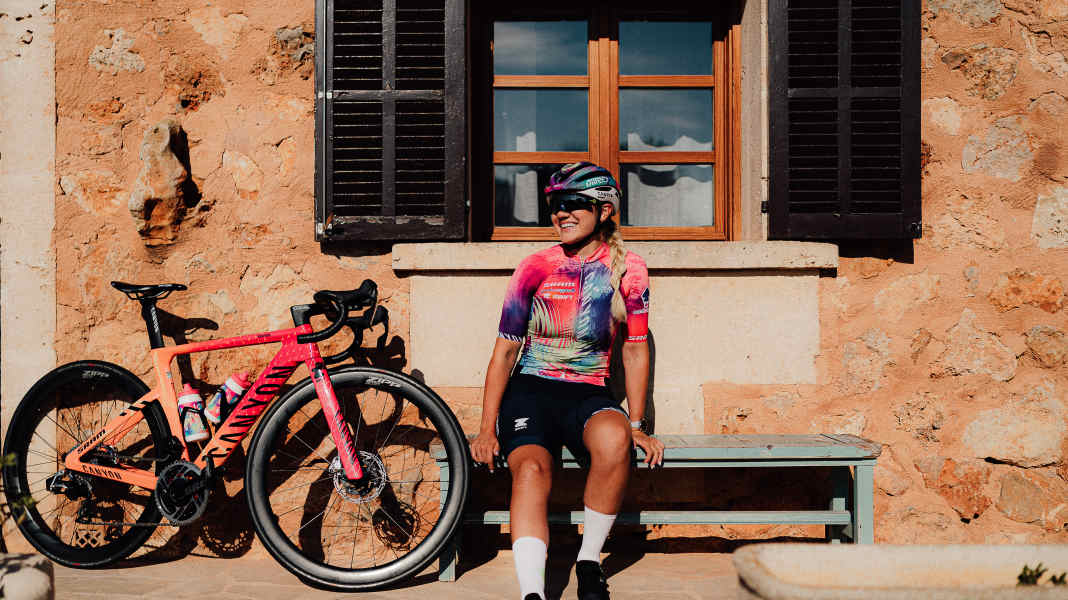 Vertrag für Sophie Alisch: Ex-Boxerin wird Profi bei CANYON//SRAM