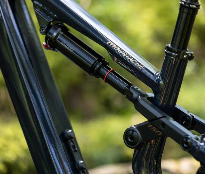 All Moustache Game 150 come with the in-house Magic Grip damper, without a reservoir.