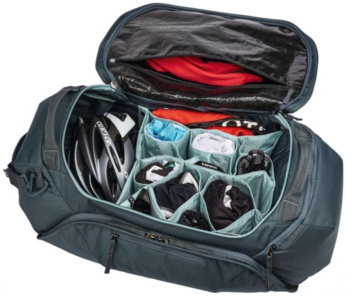    Thule Roundtrip bike duffel (5 pieces, colour of your choice, value 120 euros each) With the RoundTrip, Thule offers a portable locker for the structured and order-loving biker. Honeycomb-shaped pockets and zipped compartments help to keep the 55-litre travel bag tidy. This makes it easy to separate fresh clothes and dirty laundry. The Swedes have even provided a separate compartment for helmets and shoes.
