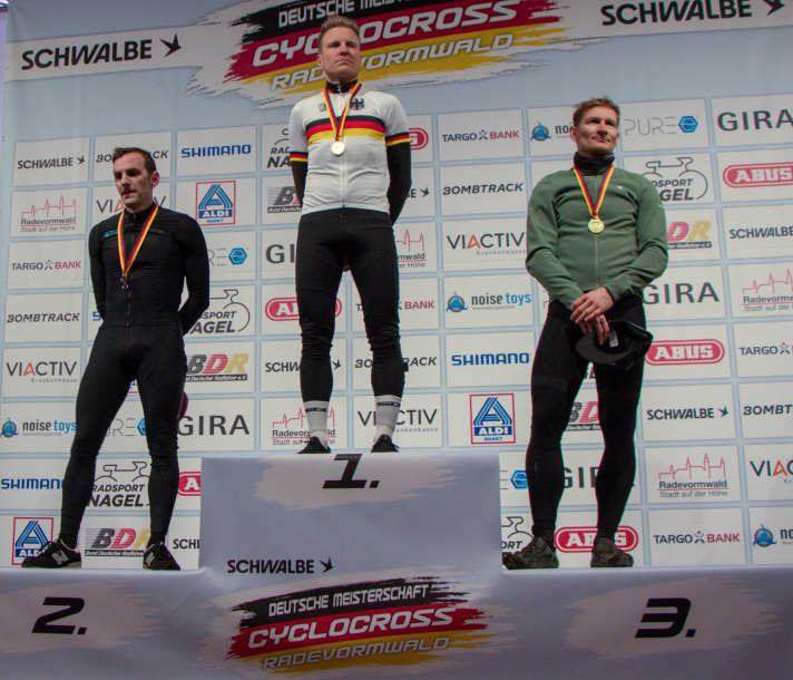 Les vainqueurs des Masters 2 (de gauche à droite) : Gerrit Rosenkranz, Hannes Genze, André Greipel