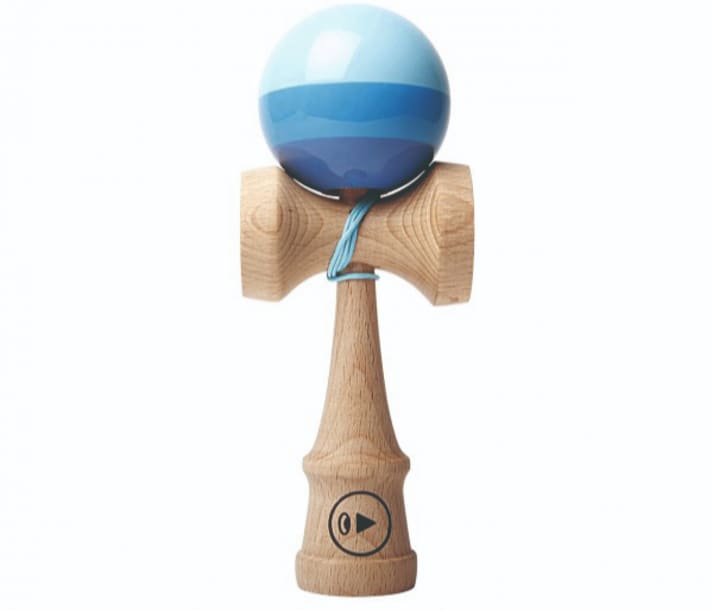 Downhill World Champion (2020) Reece Wilson trains his eye-hand coordination with Kendama.