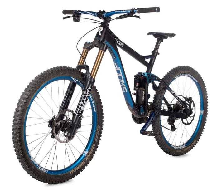  Room for improvement: Radon combines the very successful frame with pure park equipment. We believe that with a little skill during assembly, there is more to it - a good freerider.