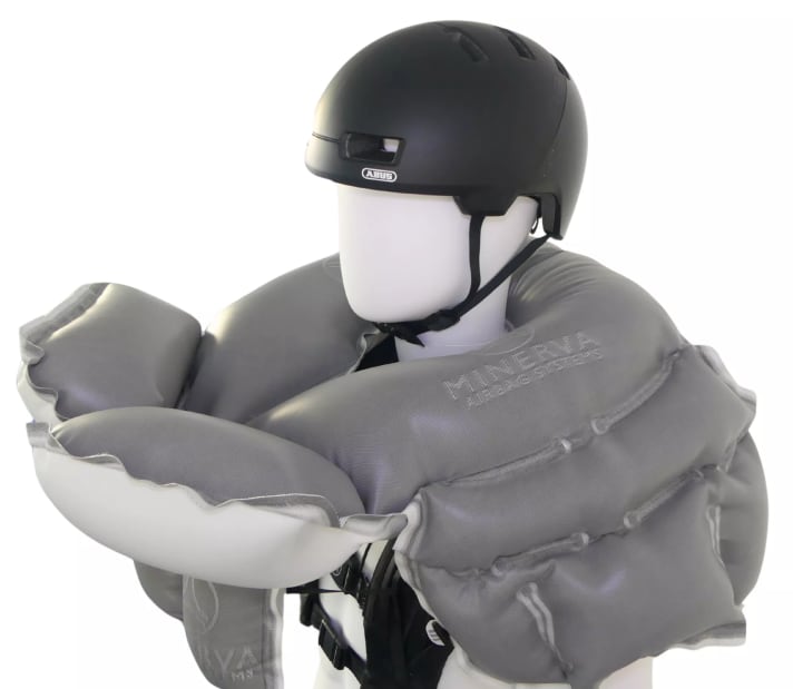 The new AirRide bicycle airbag from Minerva is designed to increase safety in the event of a fall on a bicycle.