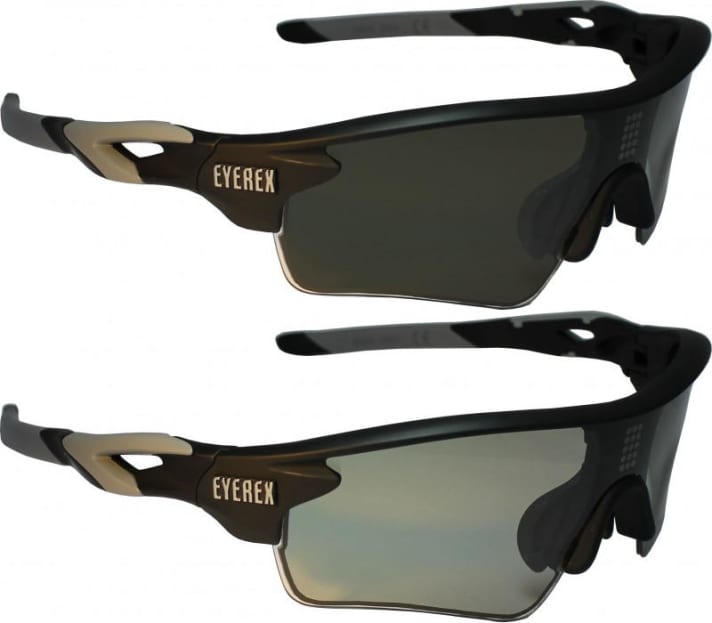 Innerhalb einer Zehntelsekunde wechselt die Brille ihre Tönung