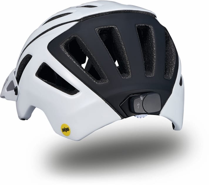 First aiders: Crash sensors should automatically call for help in the event of a fall. We tested whether it works. Page 92