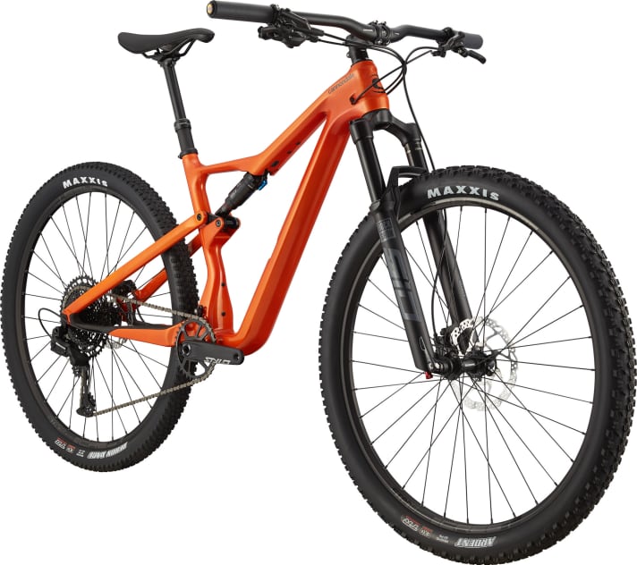   Das Scalpel Carbon SE 2 ist die günstigere Version und kostet 3799 Euro. Für diesen Preis wechselt lediglich ein Sram SX-Eagle-Schaltung die Gänge. Auch die Federelemente werden günstiger. Das Minitool unterm Flaschenhalter ist, anders als beim SE 1, nicht mehr im Preis inbegriffen. 