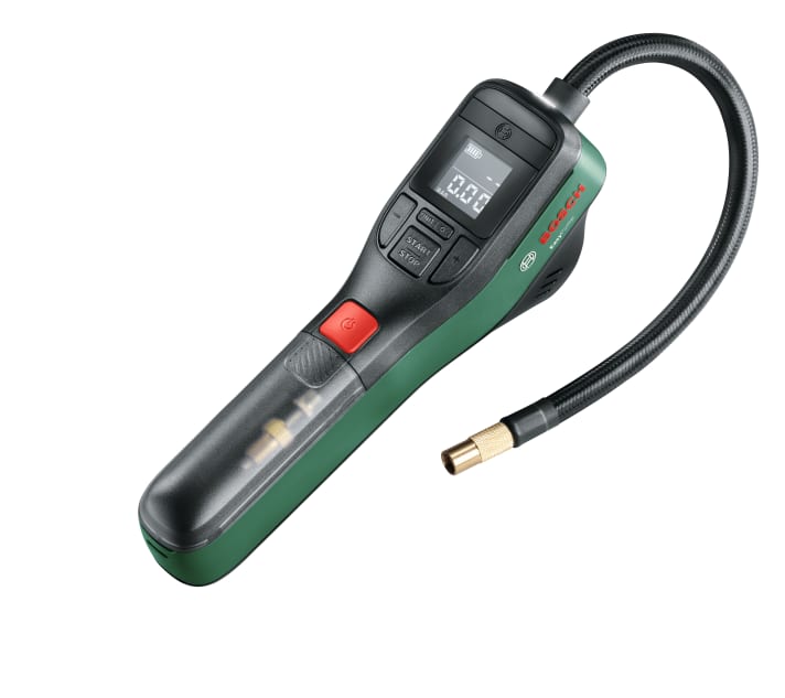 Thanks to the clear button layout and large display, all values are easy to set and quick to read. The target value, the current air pressure and the battery charge status are displayed.