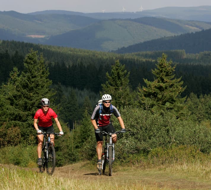   Nordrhein-Westfalen, Niedersachsen und Sachsen-Anhalt bieten nochmals Berge bevor das flache Land kommt