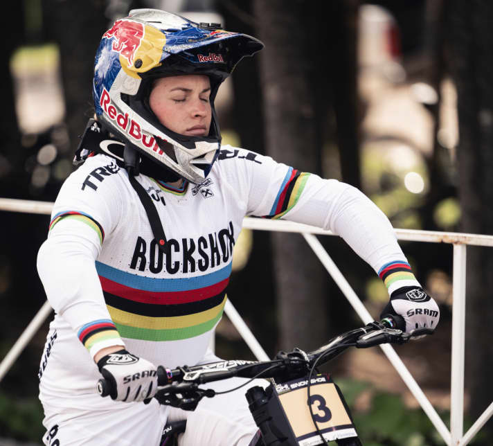 Vali relies on a special breathing exercise. Elite soldiers also use this technique to improve emotional regulation.