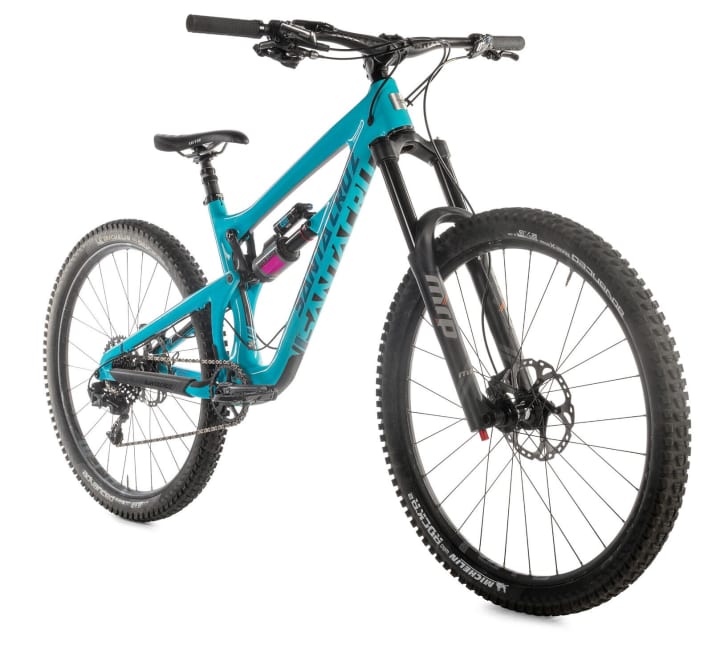   Bold with colour? Don't worry, the Nomad is also available in a discreet stealth paint finish: matt black with glossy black decals.
