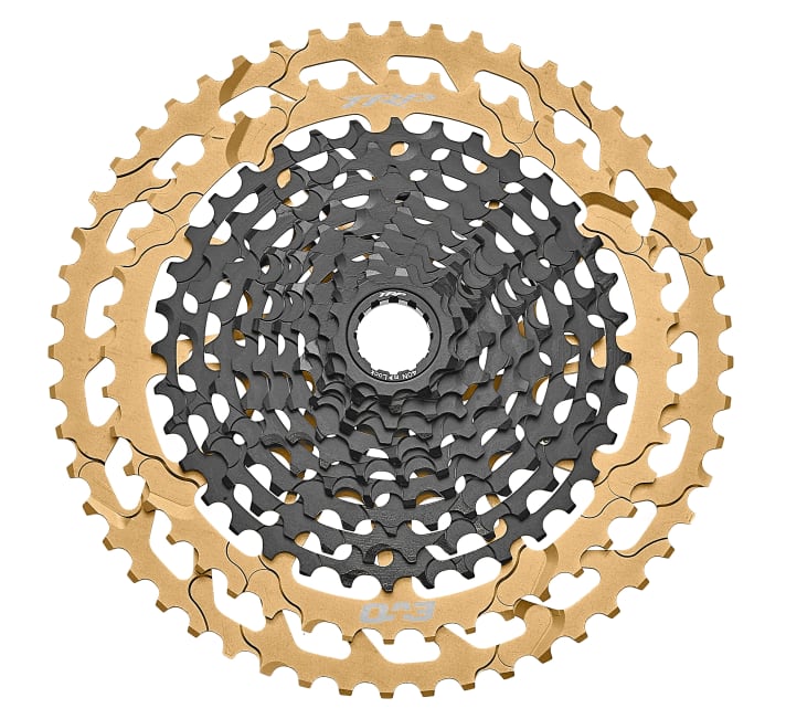 The aluminium and steel sprockets of the cassette are milled from a single block.