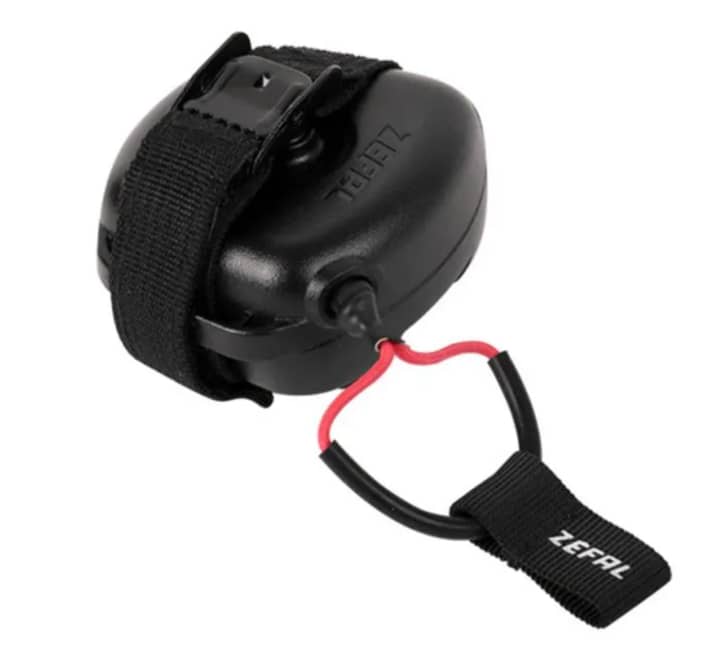 No more moaning on the climb: with the tow rope from Zéfal, the dream of many parents becomes reality!